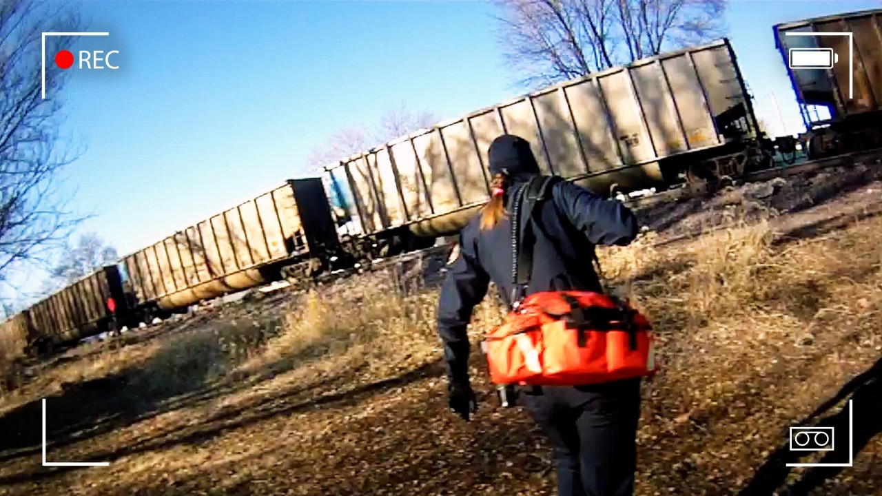 Cops Make Horrific Discovery on Train Tracks After Call for Help - YouTube