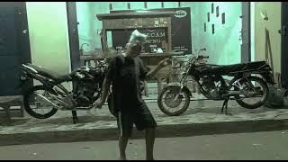 tambah edane.      #storywa