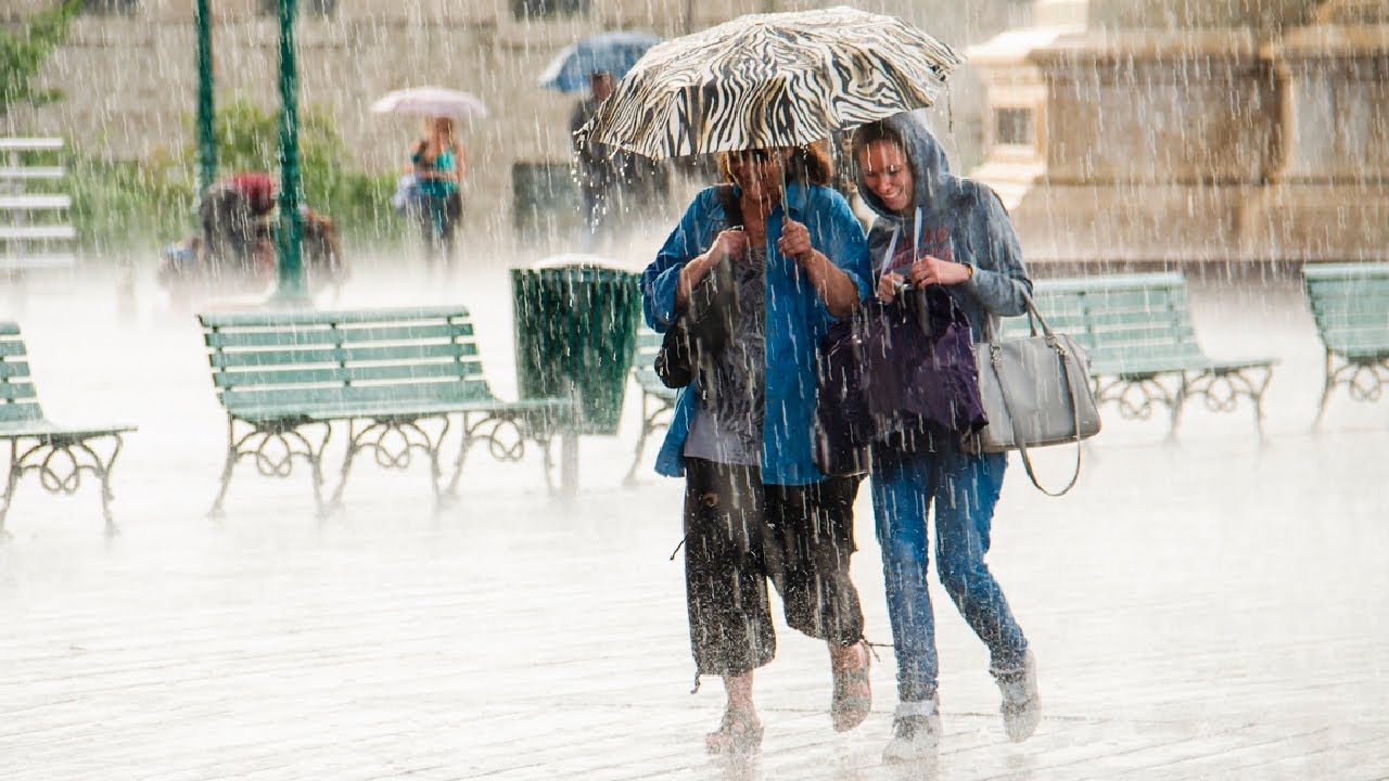Сильные дожди с градом и грозами ожидаются в Казахстане и Беларуси. Погода в СНГ