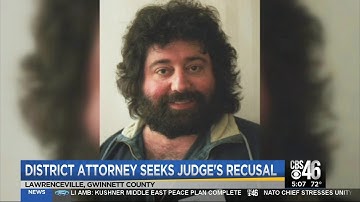 District attorney seeks judge