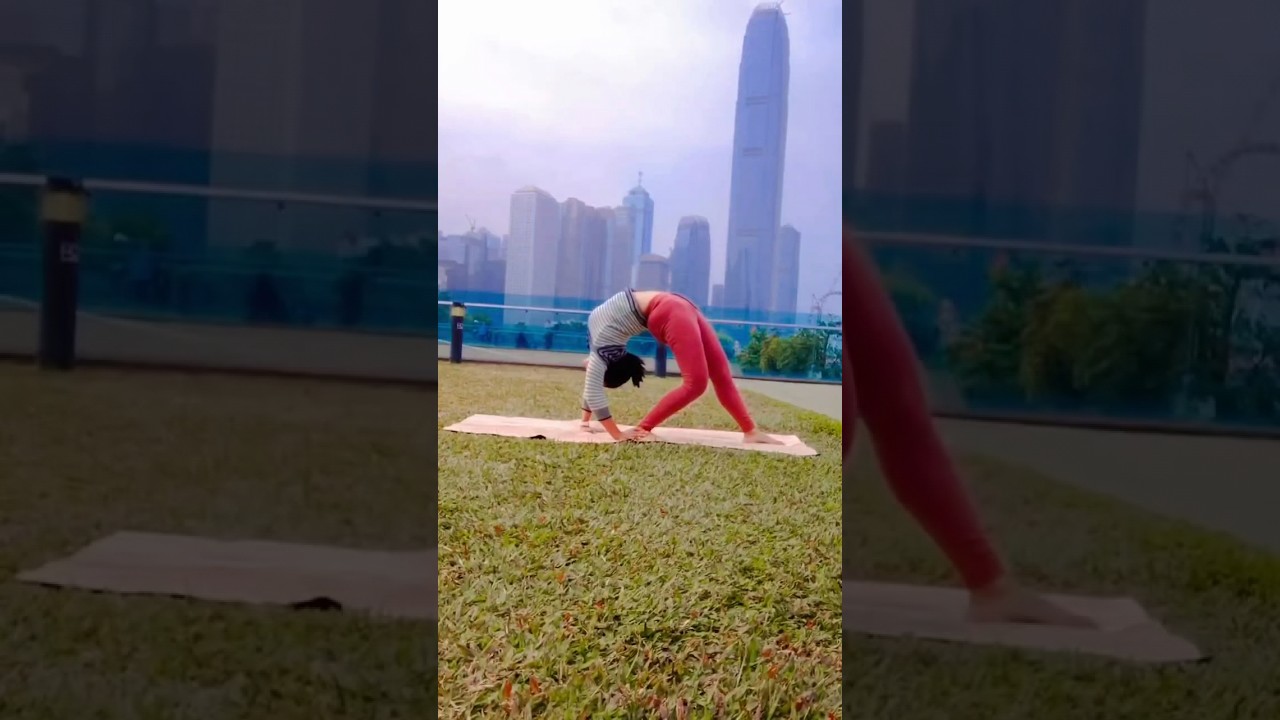 Alien Pose Variation #backbend #yoga #yogainspiration #yogaindonesia # ...
