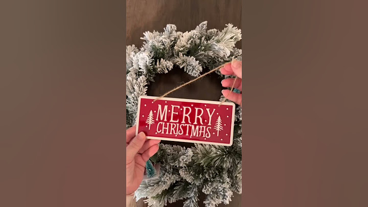 DIY Bottle Brush Tree & Ornament Christmas Wreath for less than $30