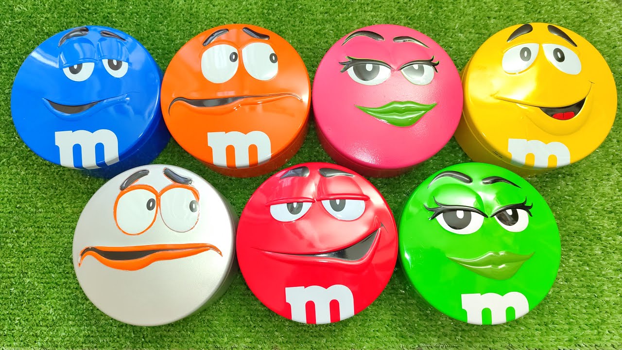 ASMR M&M’s Tins Unboxing 🍫 Metal Tapping & Satisfying Sounds (No Talking)