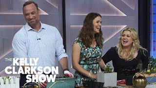 Jennifer Garner, Kelly, & Matt Iseman Give Gardening A Spin | The Kelly Clarkson Show