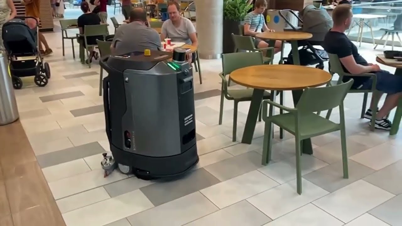 L4 compact autonomous robot floor scrubber – by Myers Robotics