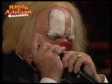 Bassie op de mondharmonica - In the heat of the night - 1994