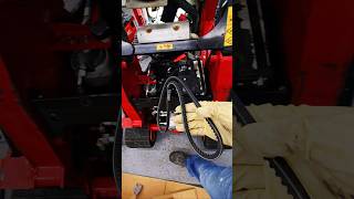 40 second belt replacement on #Toro Dingo TX1000. #skidsteer #mechanic #automobile