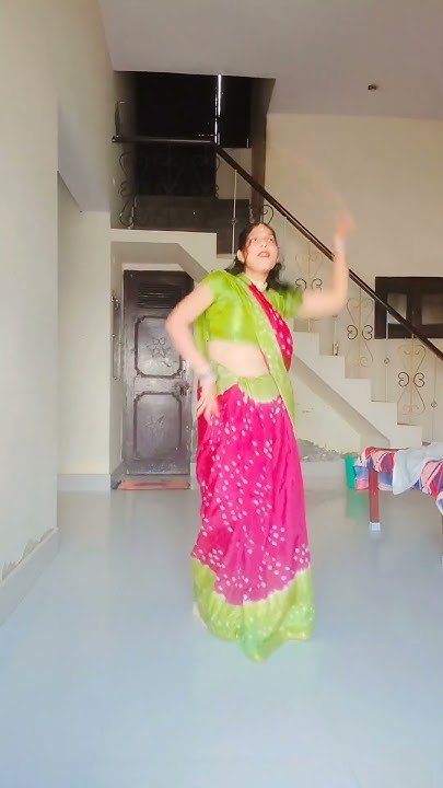 bhabhi ke sang holi me rang gulal udayenge