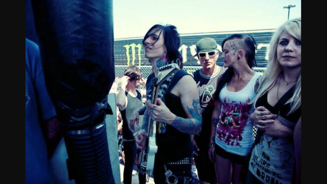 Falling in Reverse:  A Day in the Life (Warped Tour)