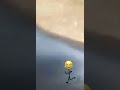 يلعب بالنار حرق روحه 