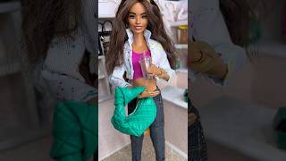 Giving Barbie Fashionista No 182 A Made To Move Body #SHORTS #shortvideo #shortsvideo #dolls #Barbie