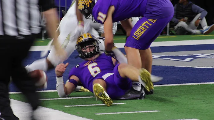 Liberty Hill RB Joe Pitchford ('24) Goes For Big Y...