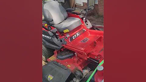 Gravely ZT X - 42" Zero Turn 25 hour review!