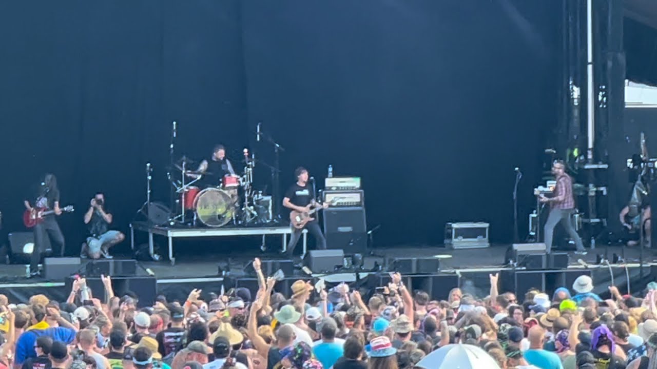 TRUSTcompany - Hover (Live at Blue Ridge Rock Fest September 8th 2023) TRUSTcompany - Hover (Live at Blue Ridge Rock Fest September 8th 2023)