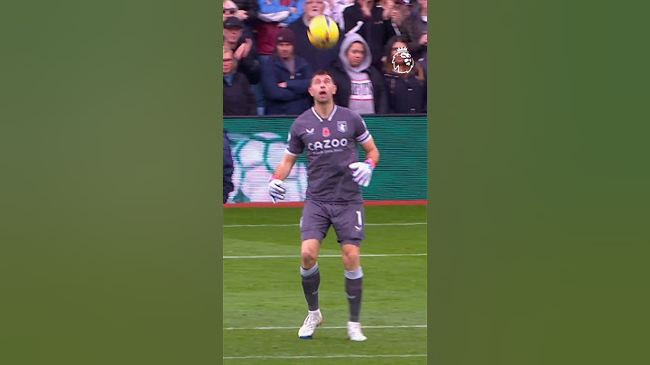 Emi Martinez is OUTRAGEOUS 😅