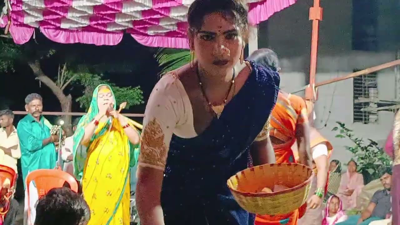 ಸಿದಮ್ಮ ಮನಗೂಳಿ ಚೌಡಕಿ ಕಾರ್ಯಕ್ರಮ ಬಿಜಾಪುರ್ 17.10.2025.7090105575