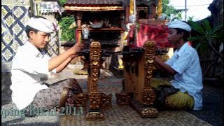 Tabuh Gender Bali untuk mengiringi upacara Dewa Yadnya