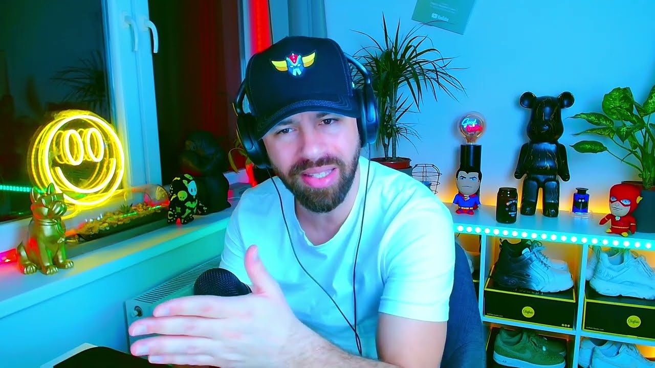 البارح يسب فيه واليوم يدافع عليه تقول راجلو ههههه ( حمام الرجال )