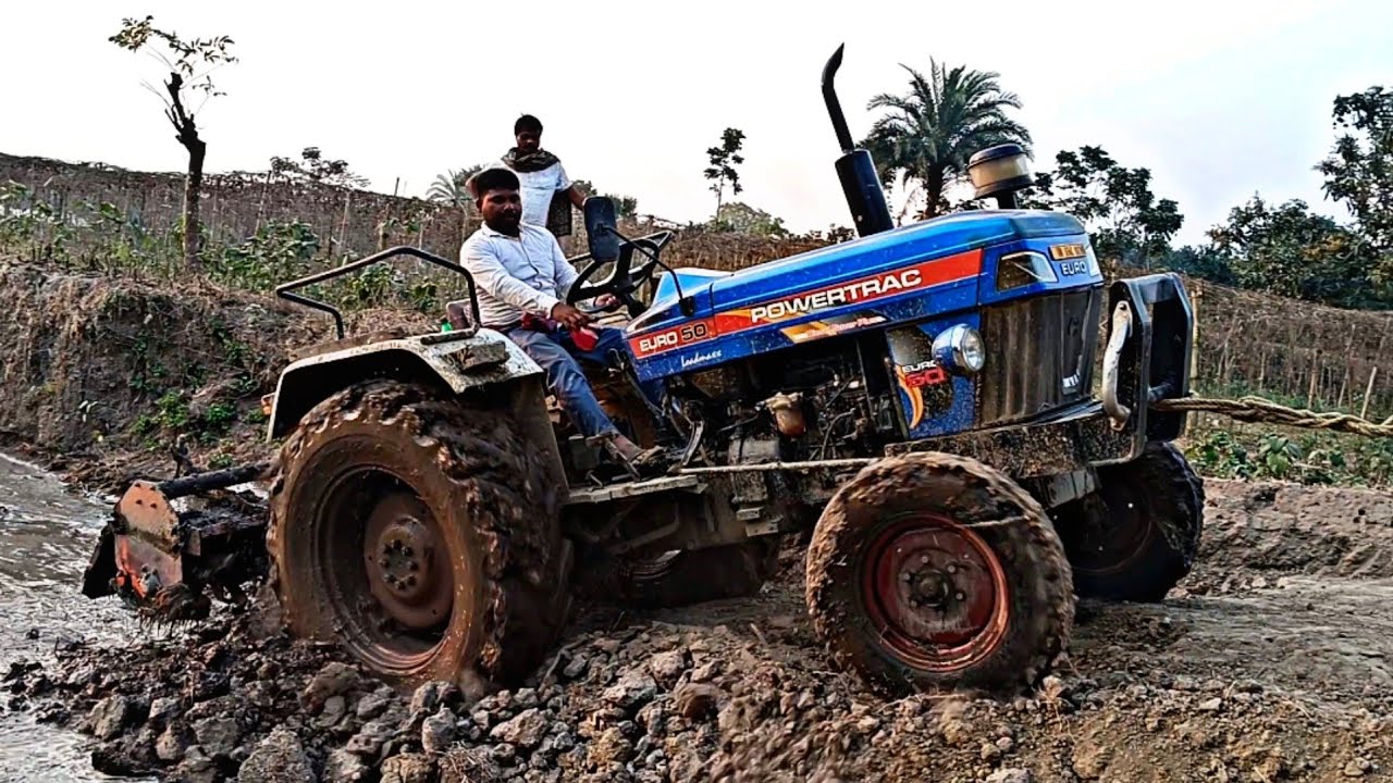 Tracktor Stick Powertrac Euro 50 Tractor Stuck in Mud || Meassy pulled the tractor ...