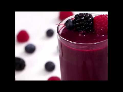 how-to-make-a-berry-and-beet-green-smoothie-|-cooking-light