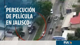 ¡Persecución de película en #Jalisco! Identifican camioneta con reporte de robo