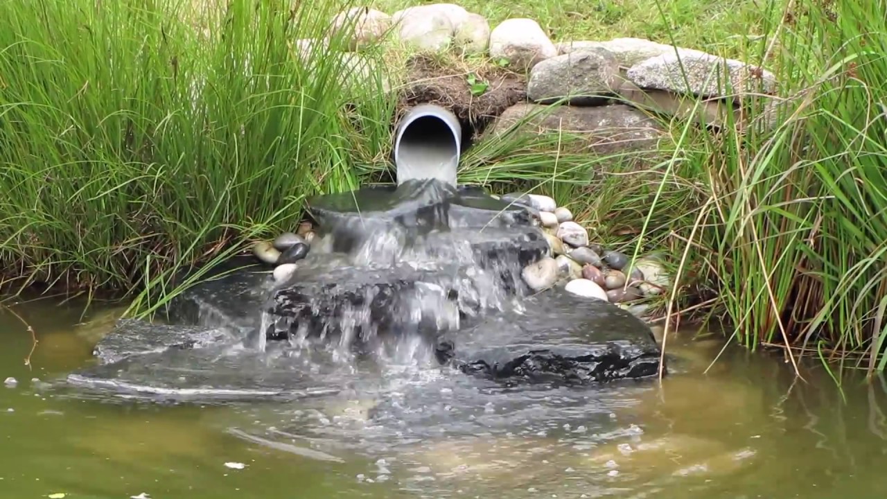 Building a Wrighty type pond filter in Gothenburg (SWEDEN), summer 2016.