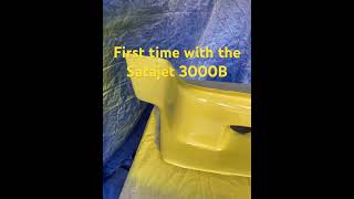 Frontbumper spraypainting yellow with the Satajet 3000B