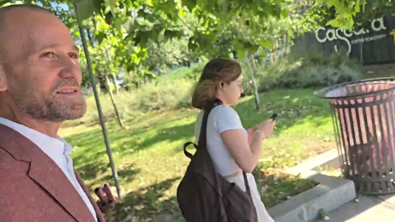 Pensionarul SRI G-ral Dumbrava merge cu  STB având gratuitate conform legi.