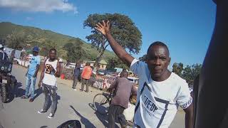 رحلتي عبر افريقيا دخول مالاوي والمظاهرات A Journey through Africa 09