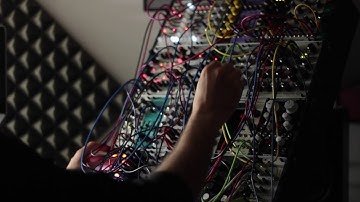 ///3 Minutes of Techno Modular Synth Live