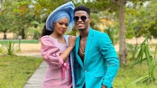 SANTRINOS RAPHAEL FEAT ZEYNAB - WAA (Prestation Live)