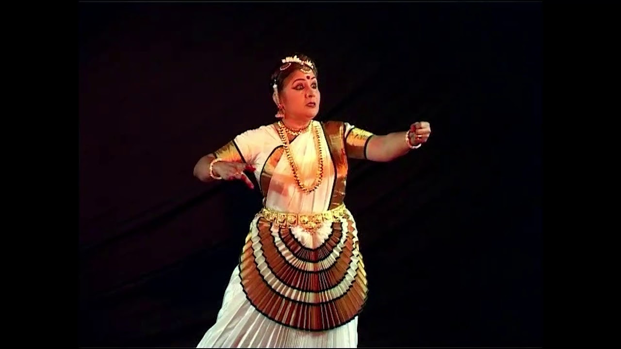 Kalamandalam Saraswathy - performance videos