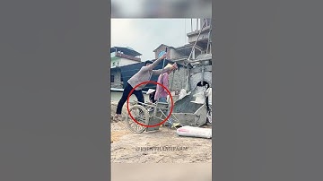 Độc đáo với chiếc xe bốc xếp xi măng của anh chàng này #shorts