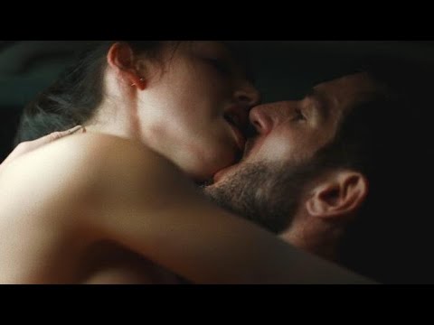 Burning Body (Netflix) / Kissing Scene - Rosa & Albert | Úrsula Corberó