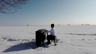 Piyanonun Eşsiz Sesi Parmaklarında Yükseldi