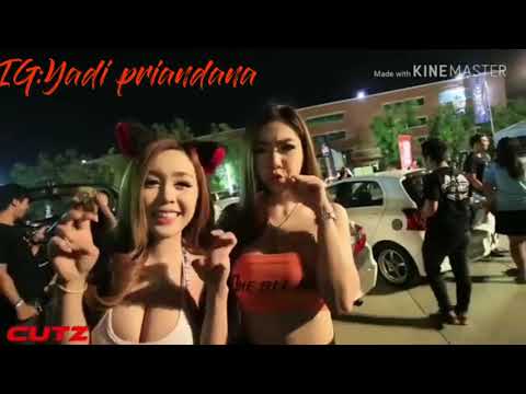 MODIFIKASI MOBIL DAN MODEL CANTIK[sexsi]