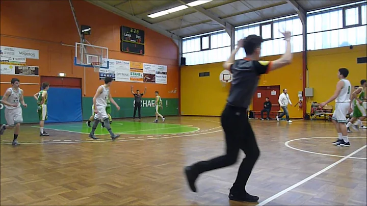 Hugo Scheek highlight vs Weibuhr 30 points