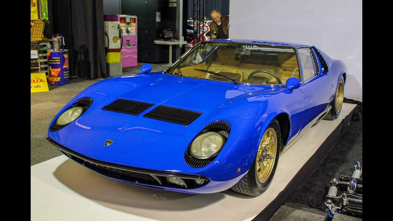Lamborghini Miura | Start-up , revs , loud sound @ Waregem Expo 2015
