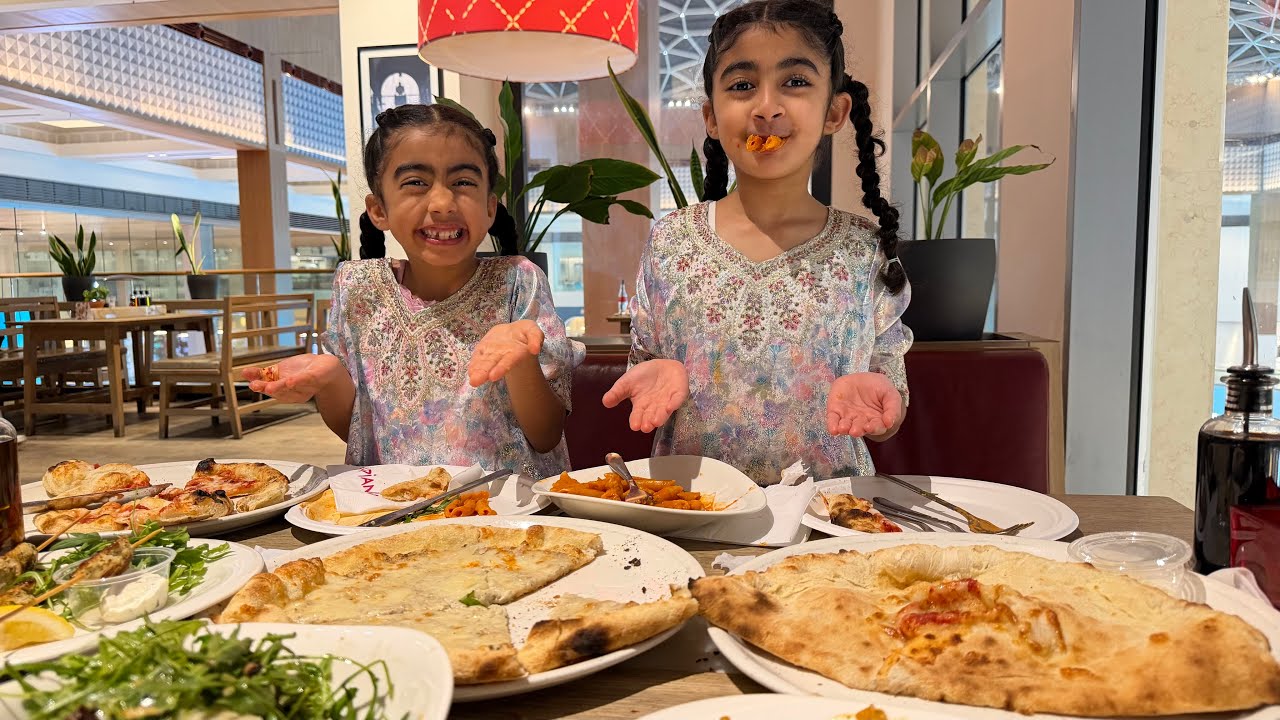 اليوم كله عباره عن اكل اكل 🍕🥗🍝