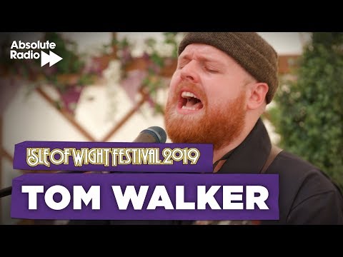 Tom Walker - Leave a Light On (acoustic)