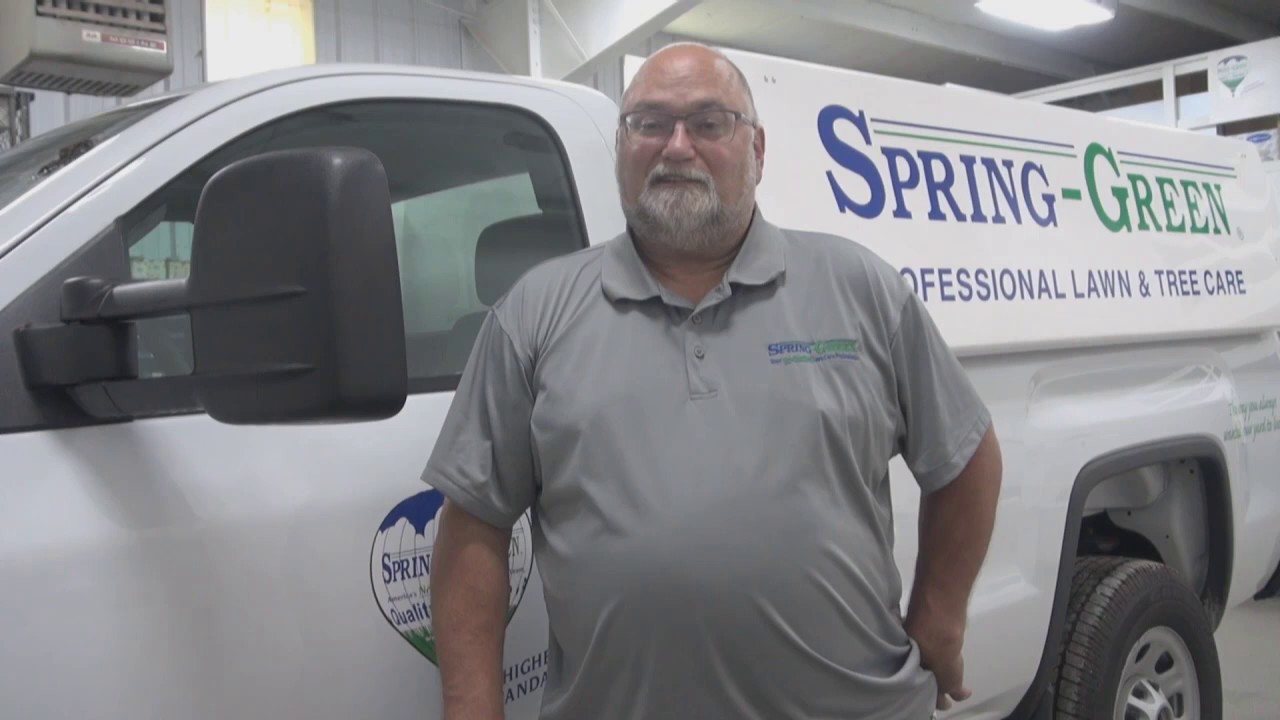 Fertilizing, Weed Control & More in Racine, WI l Spring-Green