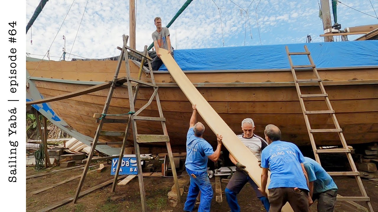 So HEAVY! Building the GUNWALE of our once wrecked schooner — Sailing Yabá #64