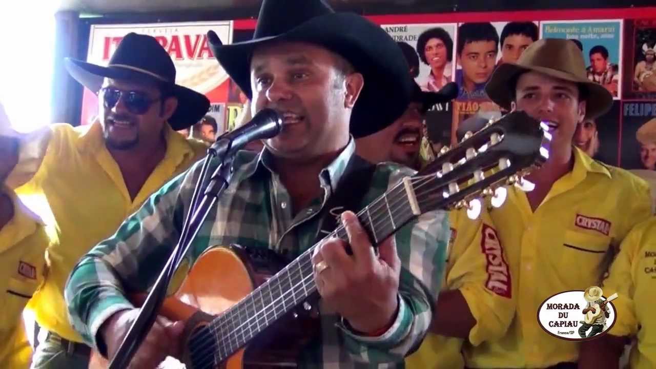 Morada Du Capiau-Rionegro canta ao vivo Morada Du Capiau / Rionegro sings live