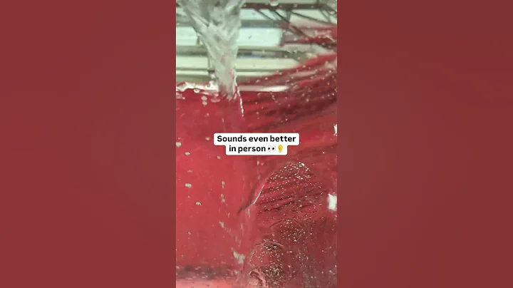 Hear that? That’s the difference between a quick rinse and a Flagship clean. 🧼 🚗