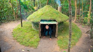 Girl Living Off Grid Built Bamboo Igloo House to Live in the Wild, Girl The Builder