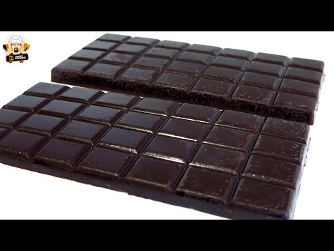 فيديو: كيف تصنع الشوكولاته الداكنة