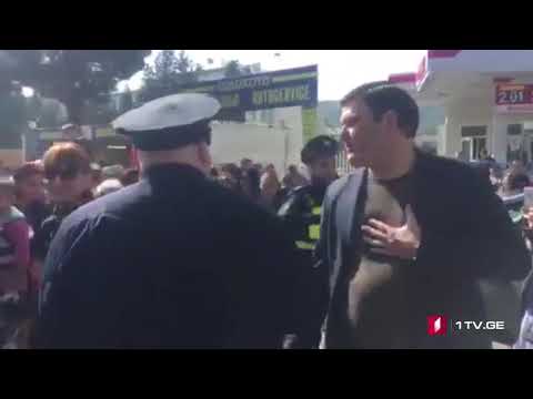 ბერი გაბრიელ სალოსის ქუჩაზე აქციის მონაწილეებმა გზა გადაკეტეს