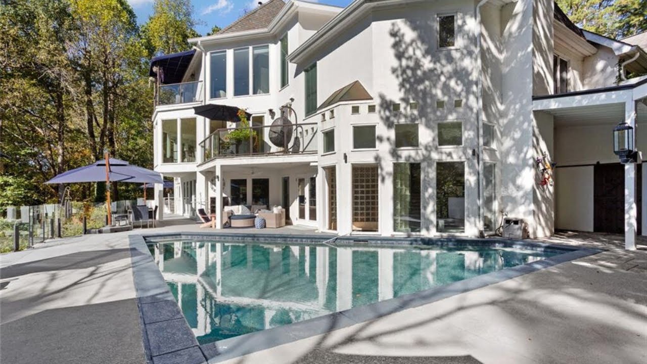 $3.2 Million Buckhead - Atlanta Home For Sale I 3906 Paces Ferry Road I Atlanta Luxury Homes