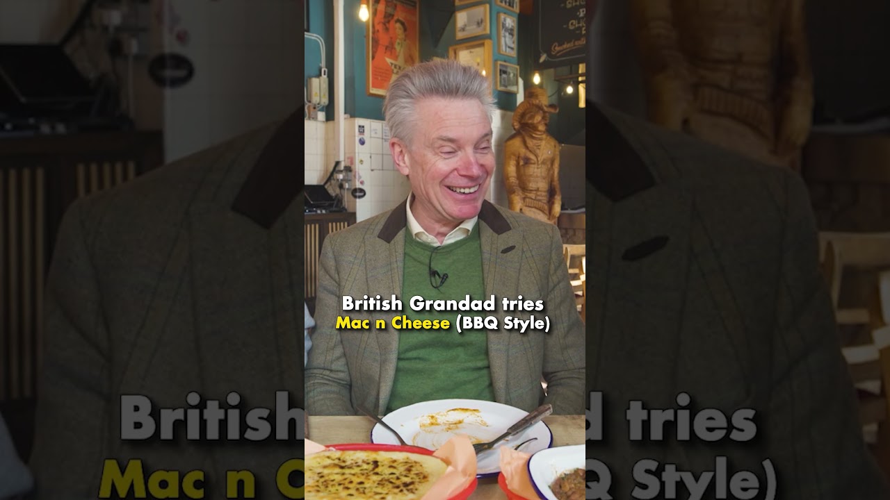 British Grandad tries Texas BBQ style Mac n Cheese!