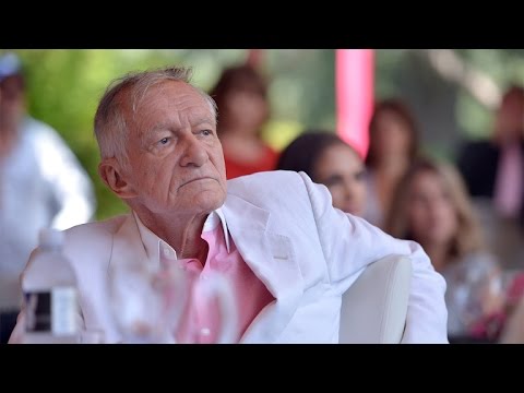 Video: Hefner-familjen säljer av sista insats i Playboy Enterprises för 35 miljoner dollar